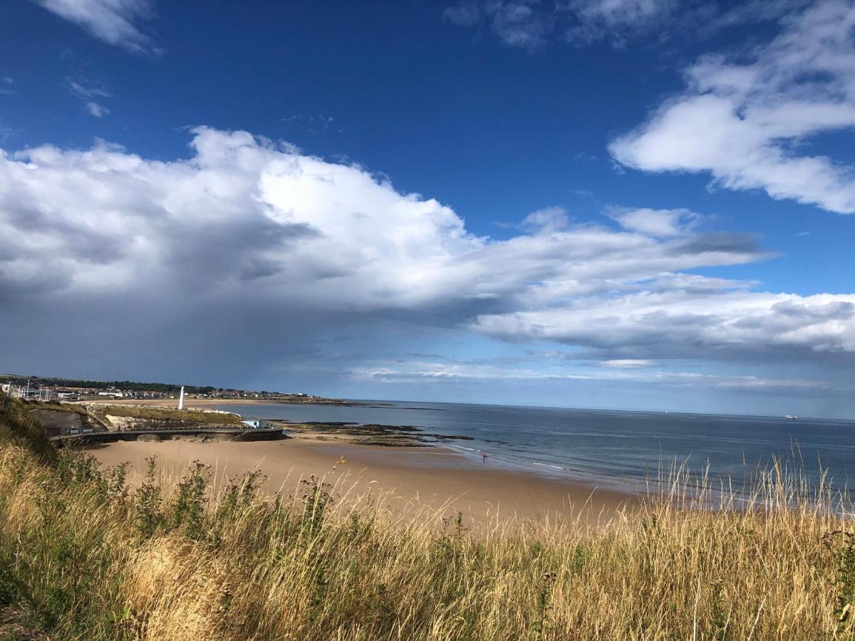 Roker Cottage, Luxury Seaside Apartment, Private Parking, Sky Tv Sunderland  Exterior photo